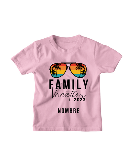 Playera Kids nombre personalizado. Vacation sunglasses