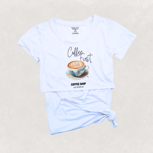 Blusa maternidad-lactancia mc estampada. Coffee Los Angeles
