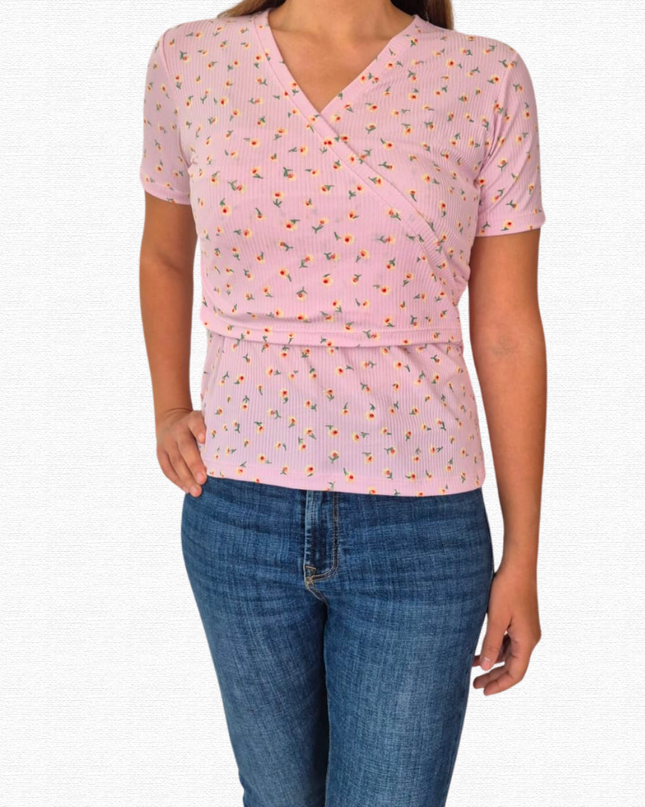 Blusa lactancia cruzada. Flores Pink
