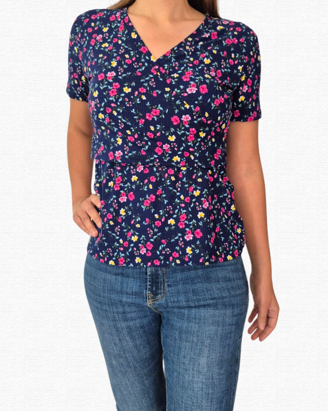 Blusa lactancia cruzada. Flores Navy