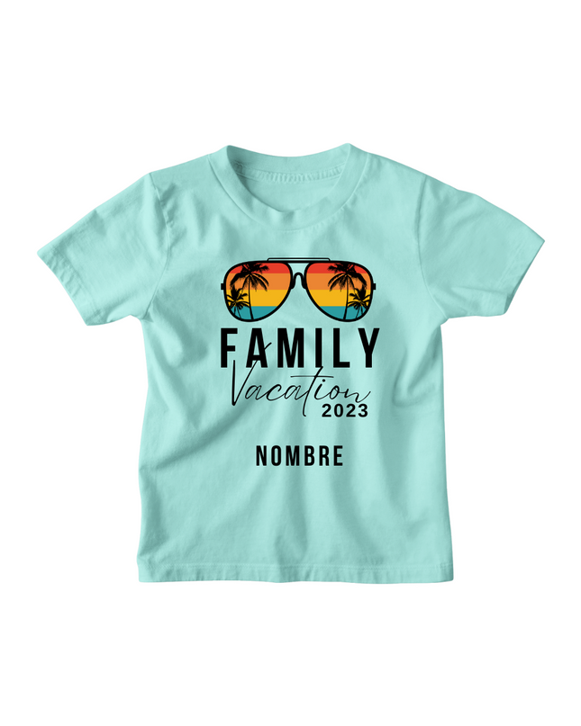 Playera Kids nombre personalizado. Vacation sunglasses