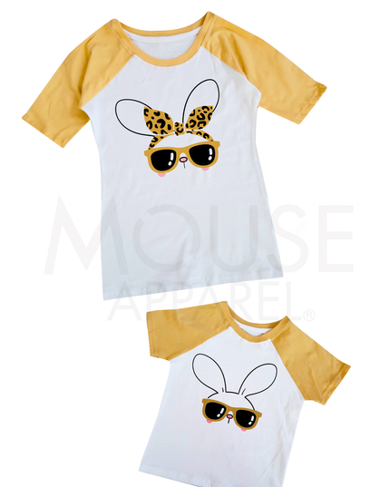 Playera Ranglan de bebé. Little Bunny