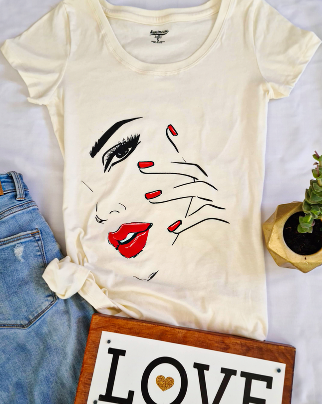 Blusa dama manga corta. Rostro mujer