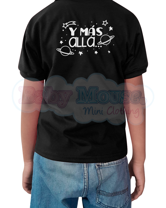 Playera tipo polo Bebé y Niño. Y más allá