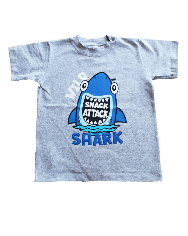Playera kids niño. Wild Shark
